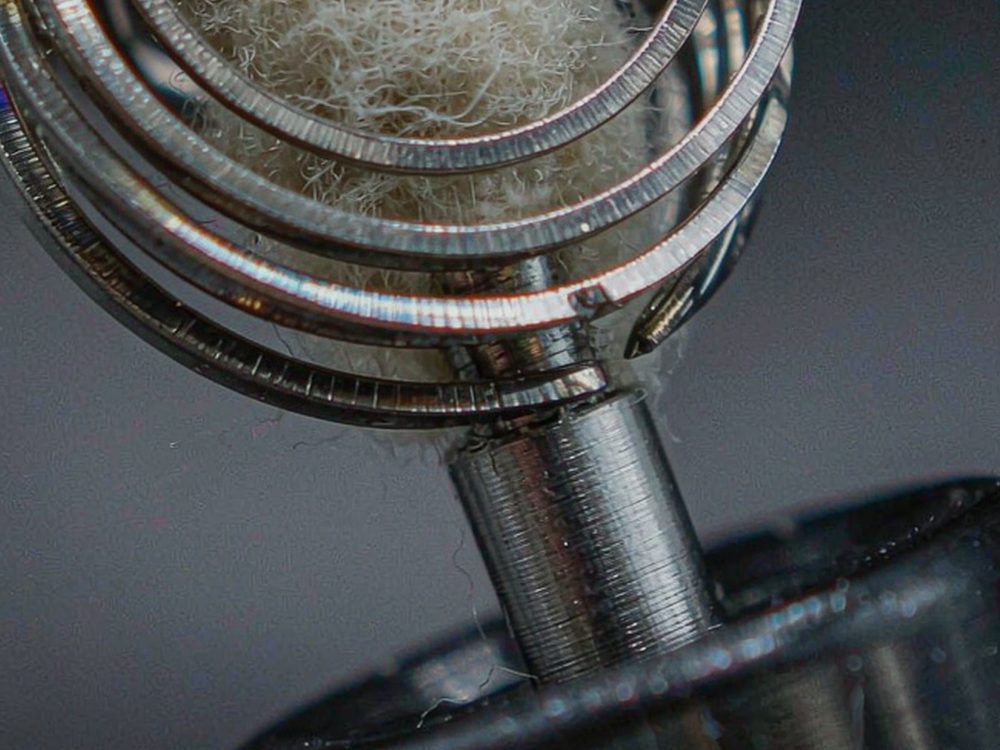 B2B Supply of Elektronna Ya Sisgareta in Athens — premium tier