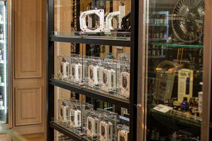 Buyer's Guide to Athens Elektronna Ya Sisgareta — limited batch