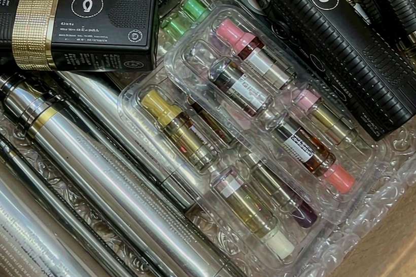 Buyer's Guide to Elektronna Ya Sisgareta bundles — container load