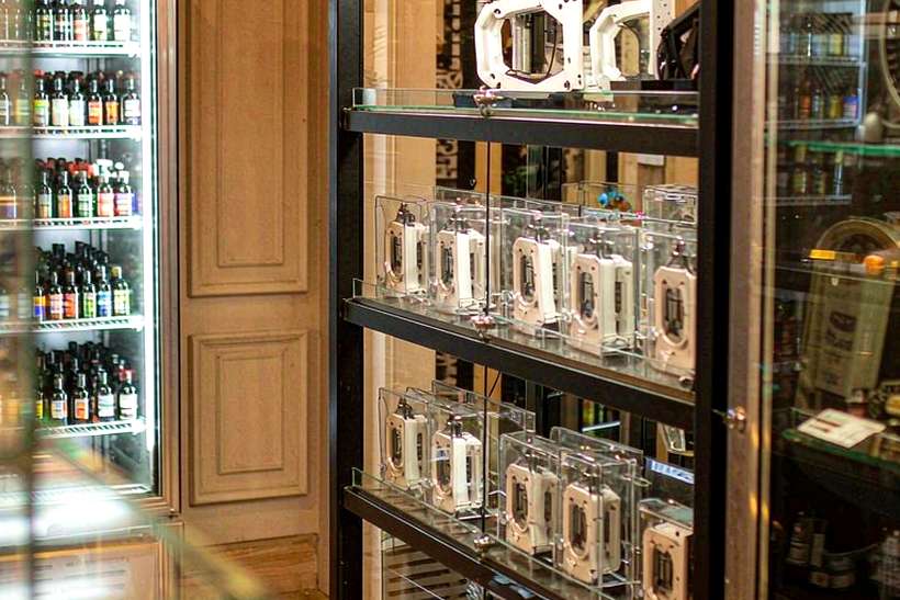 Buyer's Guide to Elektronna Ya Sisgareta in Athens — Middle East