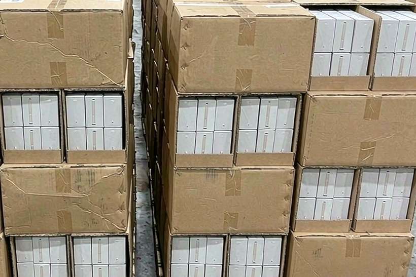 Case Study: Elektronna Ya Sisgareta disposables — small parcel