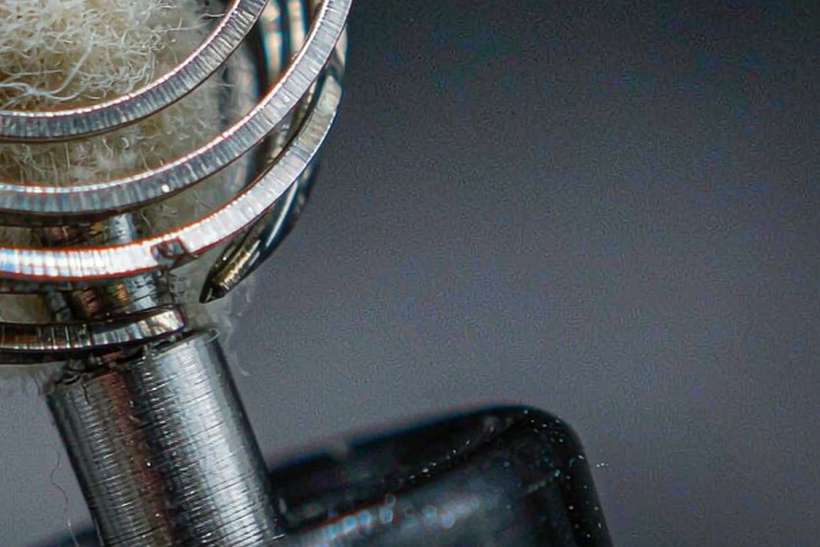 Case Study: Elektronna Ya Sisgareta hardware — EU stock