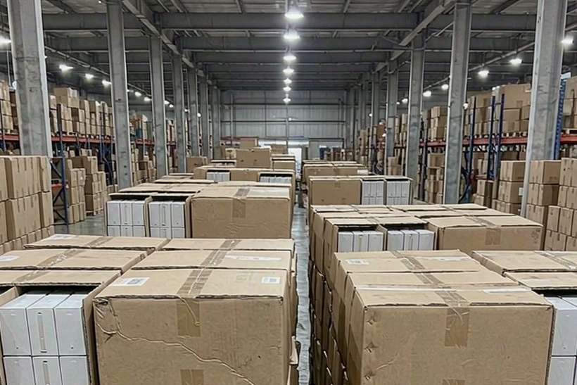 Case Study: Elektronna Ya Sisgareta kits — container load