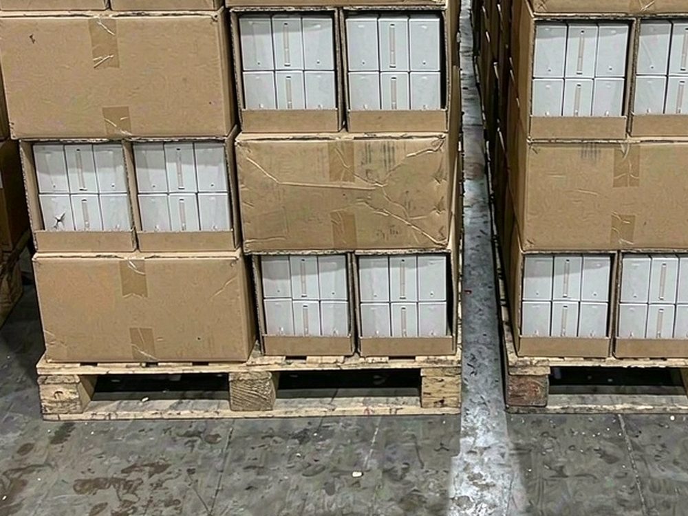 Case Study: Elektronna Ya Sisgareta products in Athens — premium tier