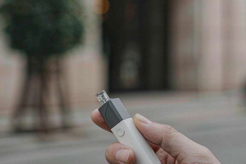Checklist for Elektronna Ya Sisgareta e-liquid — Middle East
