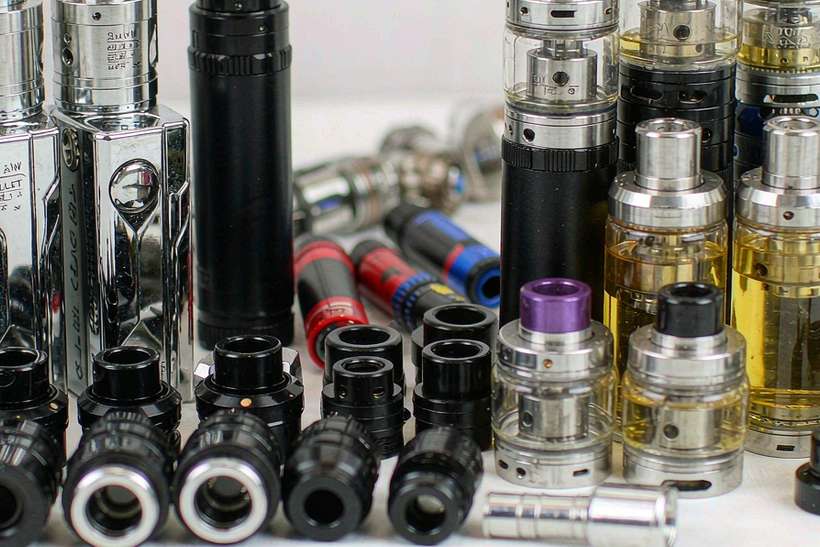 Comparison of Elektronna Ya Sisgareta in Athens Suppliers — ODM ready