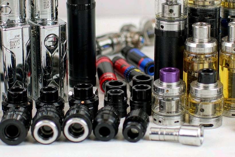 Flavor Catalog of Athens Elektronna Ya Sisgareta — container load