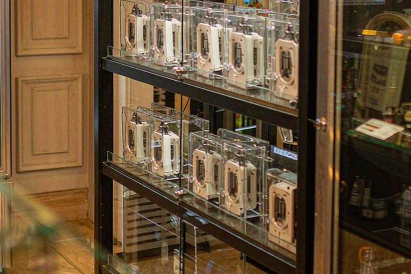 Glossary of Elektronna Ya Sisgareta e-liquid — small parcel
