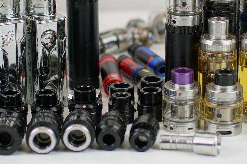 Glossary of Elektronna Ya Sisgareta e-liquid — Spring catalog