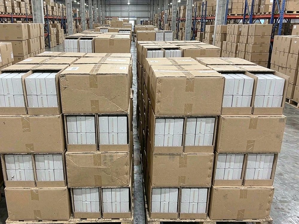 Glossary of Elektronna Ya Sisgareta products in Athens — bulk case