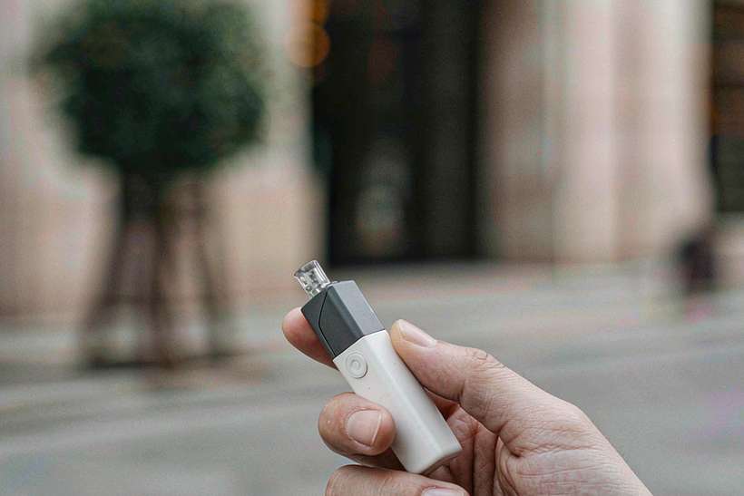 Import Guide for Elektronna Ya Sisgareta in Athens — ODM ready
