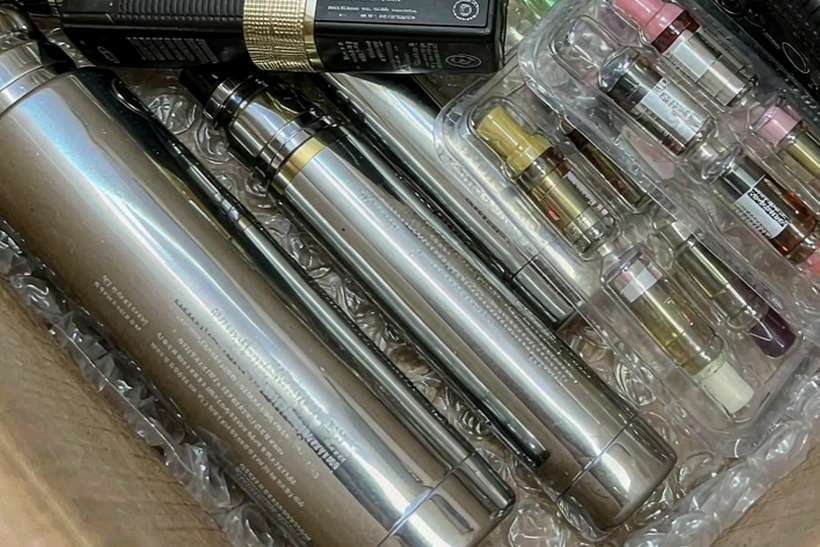Launch Plan for Elektronna Ya Sisgareta e-liquid — container load