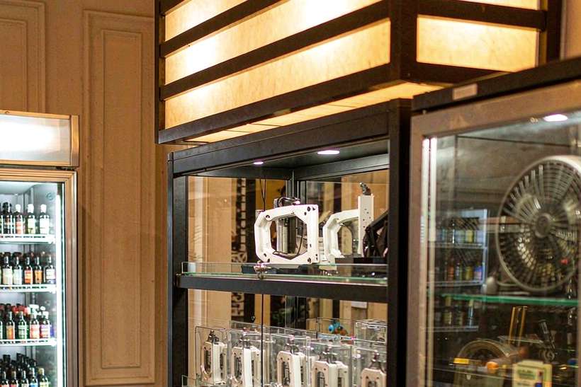 Launch Plan for Elektronna Ya Sisgareta products in Athens — Summer deals