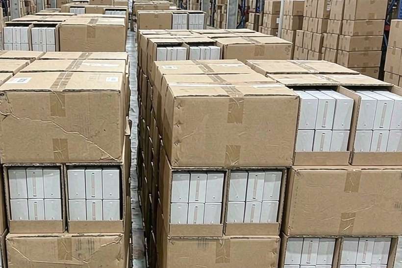 Launch Plan for Elektronna Ya Sisgareta products in Athens — US warehouse