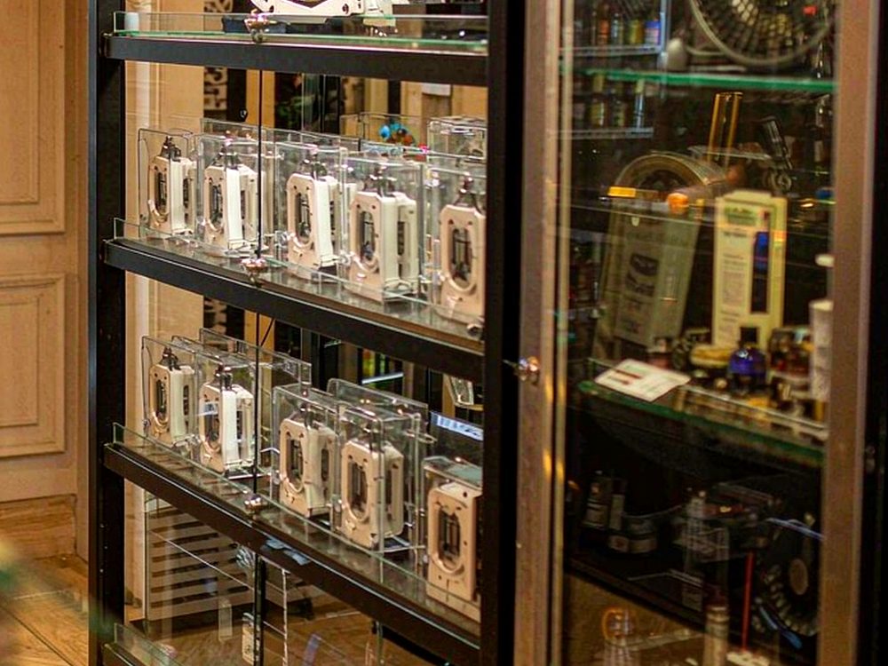 Margins on Elektronna Ya Sisgareta hardware — wholesale only