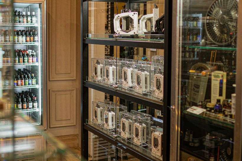 Market Overview of Athens Elektronna Ya Sisgareta — Middle East