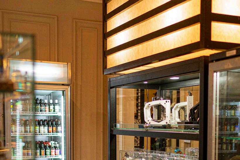 MOQ and Lead Time for Elektronna Ya Sisgareta in Athens — OEM available