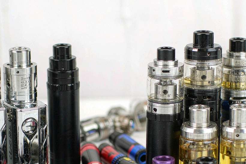 MOQ and Lead Time for Elektronna Ya Sisgareta tanks — limited batch