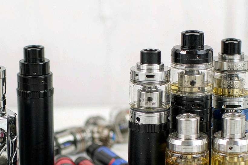 OEM and ODM Options for Elektronna Ya Sisgareta e-liquid — Middle East