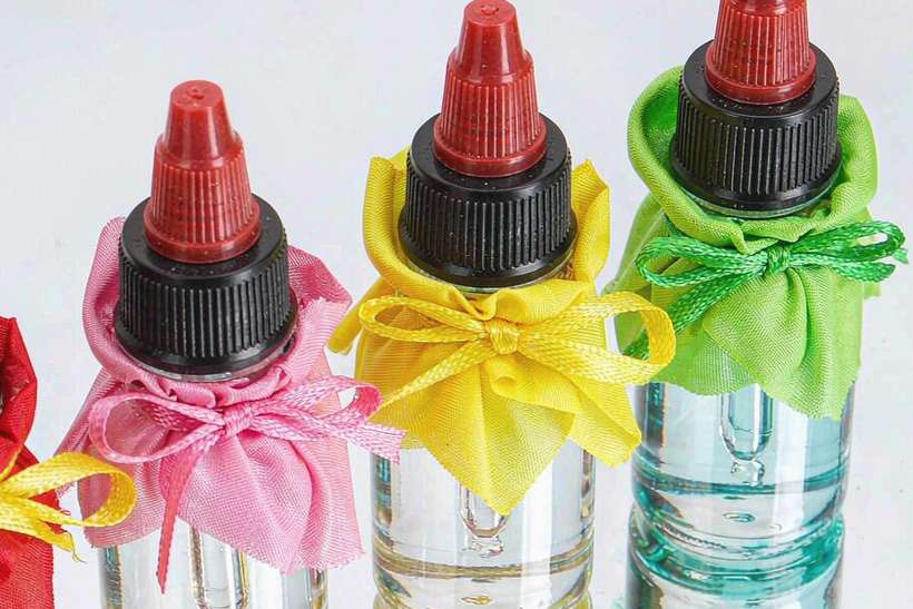 Restocking Elektronna Ya Sisgareta e-liquid — bulk case