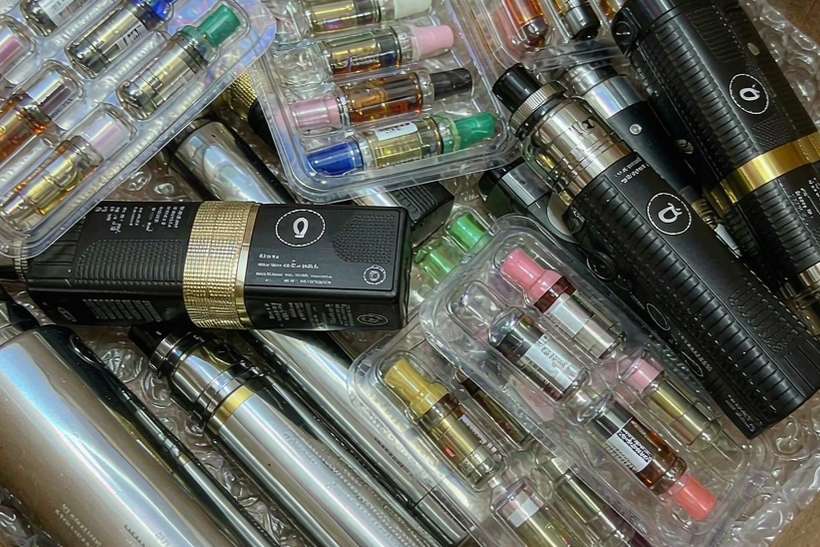 Restocking Elektronna Ya Sisgareta products in Athens — US warehouse
