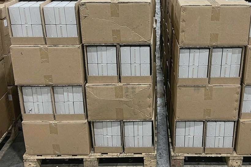 Shipping Guide for Elektronna Ya Sisgareta in Athens — Winter special
