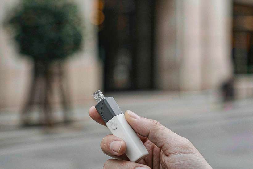 Sourcing Report on Elektronna Ya Sisgareta in Athens — Autumn stock