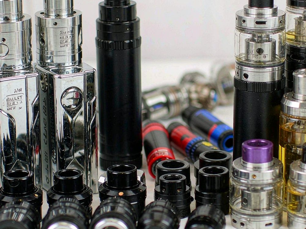 Sourcing Report on Elektronna Ya Sisgareta products in Athens — with fast shipping
