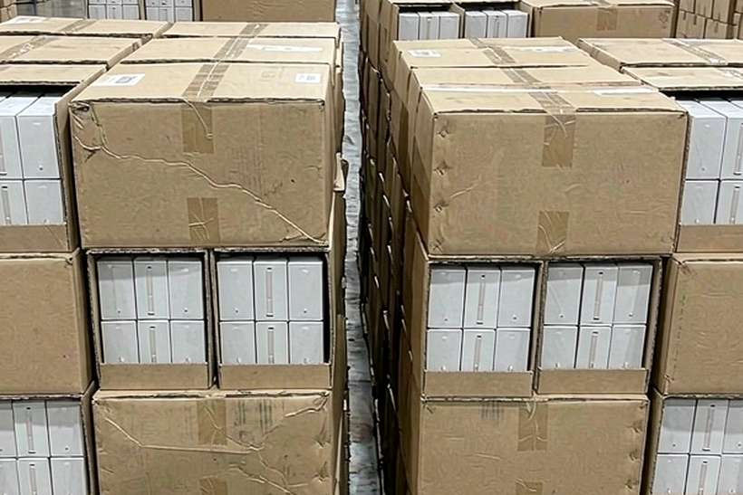 Sourcing Report on Elektronna Ya Sisgareta tanks — US warehouse