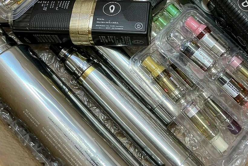Starter Kit Guide for Elektronna Ya Sisgareta hardware — container load