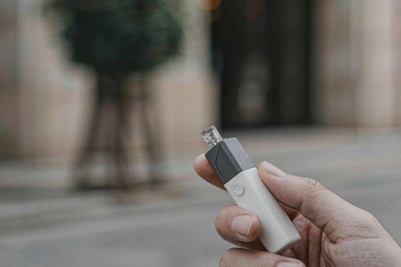 Starter Kit Guide for Elektronna Ya Sisgareta in Athens — container load
