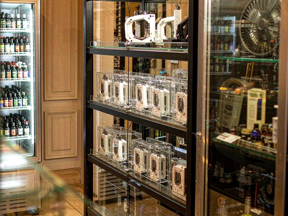 Top Picks of Elektronna Ya Sisgareta in Athens — new arrivals