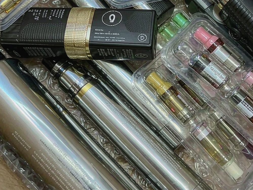 Trend Report on Elektronna Ya Sisgareta in Athens — new arrivals