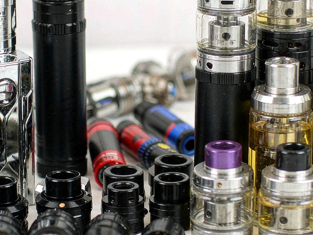 Trend Report on Elektronna Ya Sisgareta products in Athens — wholesale only