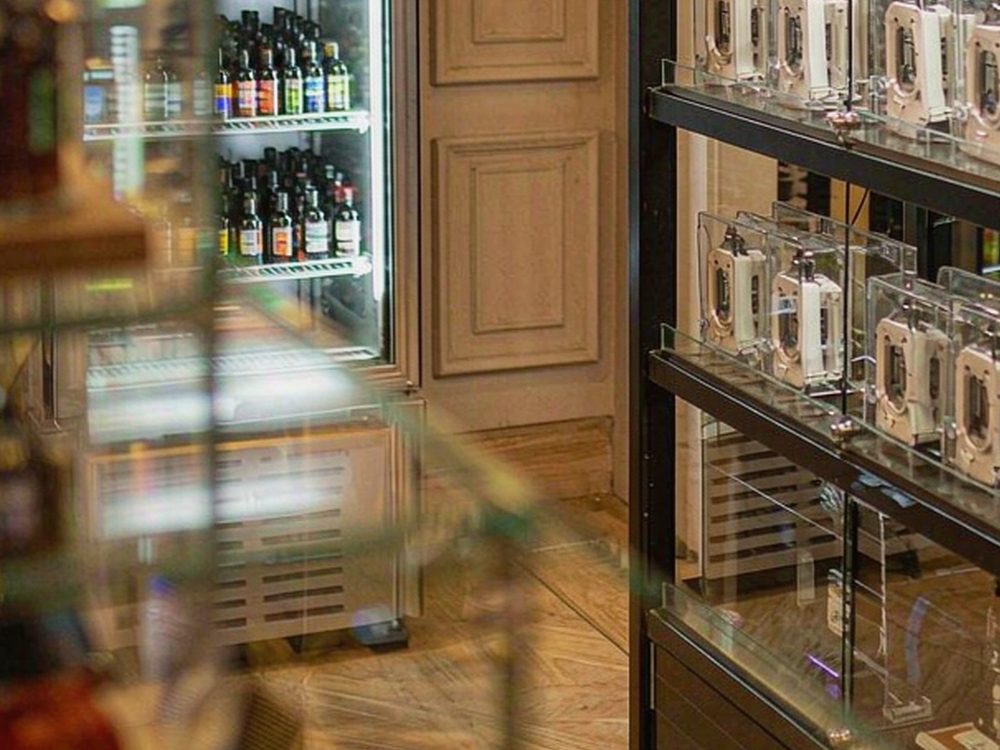 Updated Price List for Elektronna Ya Sisgareta products in Athens — budget tier