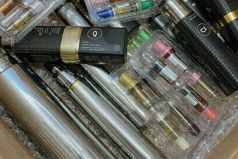 Warehouse Options for Elektronna Ya Sisgareta disposables — EU stock