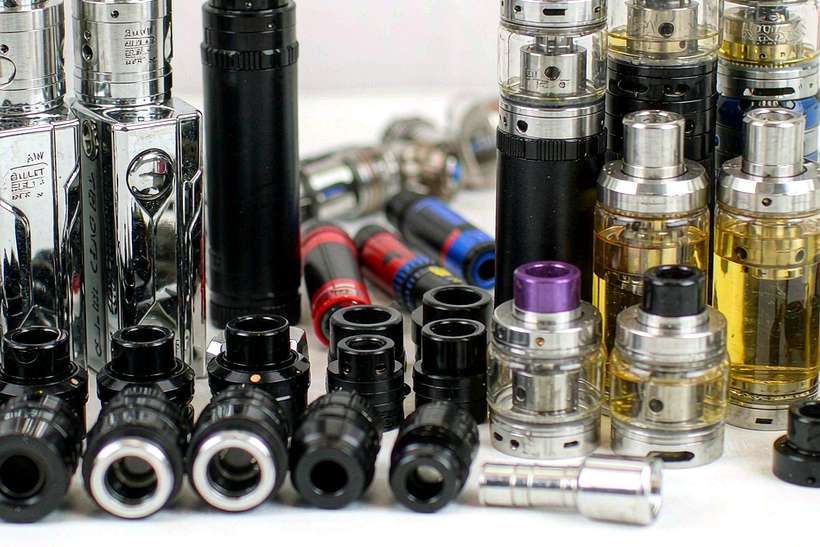 Warehouse Options for Elektronna Ya Sisgareta products in Athens — Asia Pacific