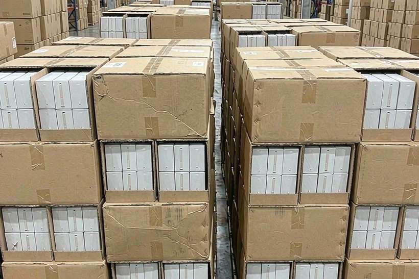 Warehouse Options for Elektronna Ya Sisgareta products in Athens — small parcel